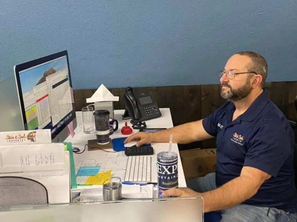 Stain and seal company 04